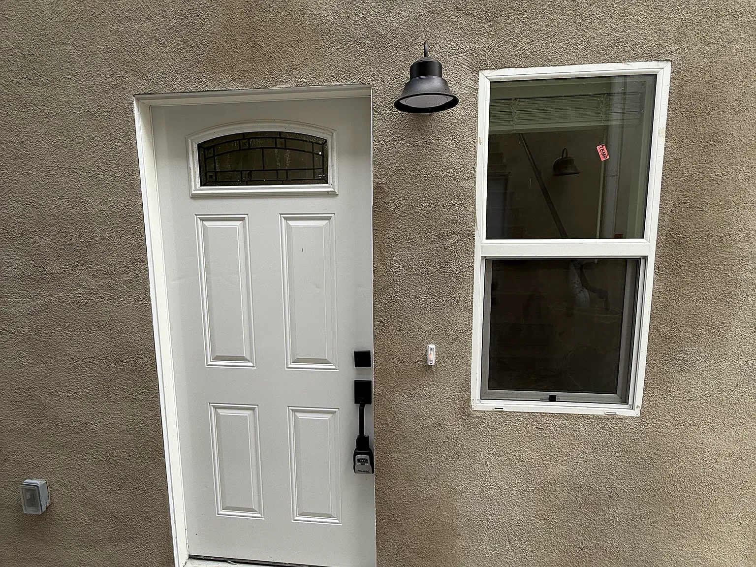 8216 Bell Ave — Photo 2