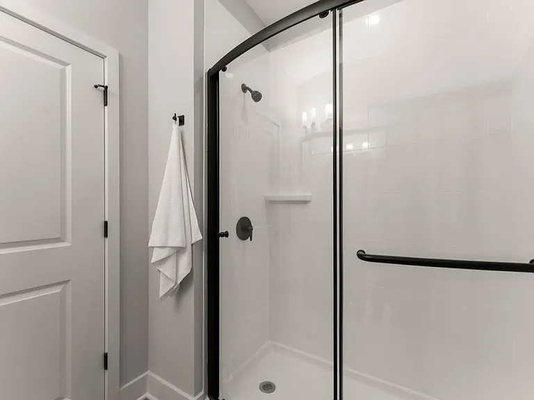 Treesort Luxury Living — Photo 39
