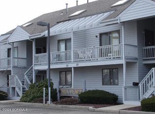 33 Decatur Ave APT 4, Seaside Park, NJ 08752
