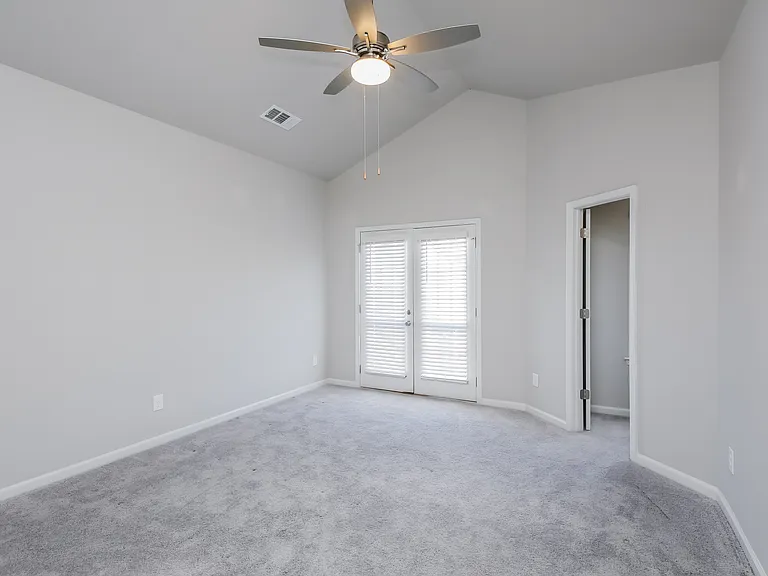 7 Madaline Ln — Photo 9