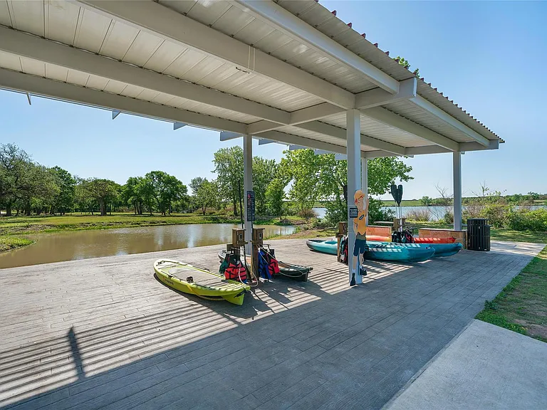 2045 Arendale Dr — Photo 35