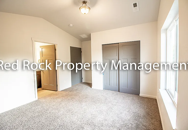 2606 N Arties Ln — Photo 8