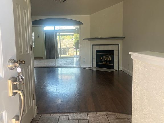 3rd image of 1791 Anthony Way