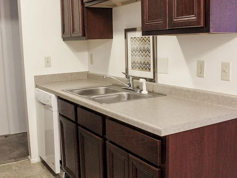 Autumn Ridge Apartments — Photo 12