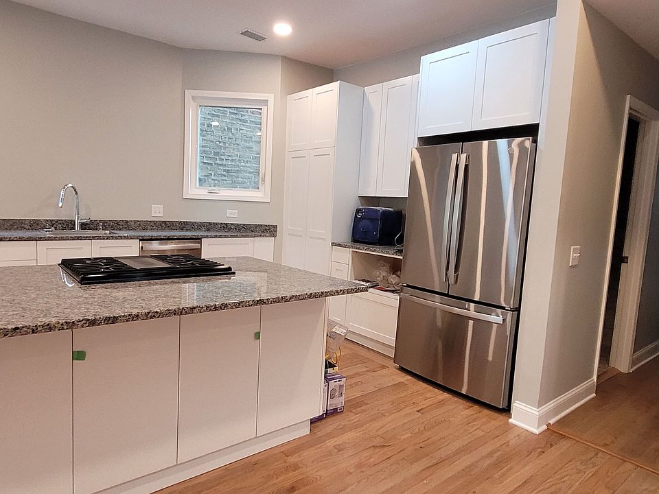 Brand New Kitchen! Be the first to cook in this gem.