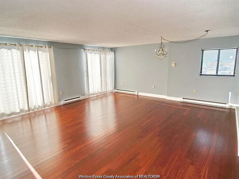 380 Pelissier St #904 — Photo 16