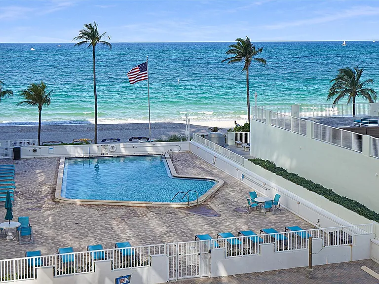 3430 Galt Ocean Dr #410 — Photo 40