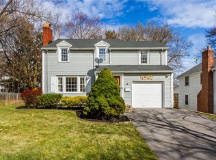 26 Harding Rd, Rochester, NY 14612