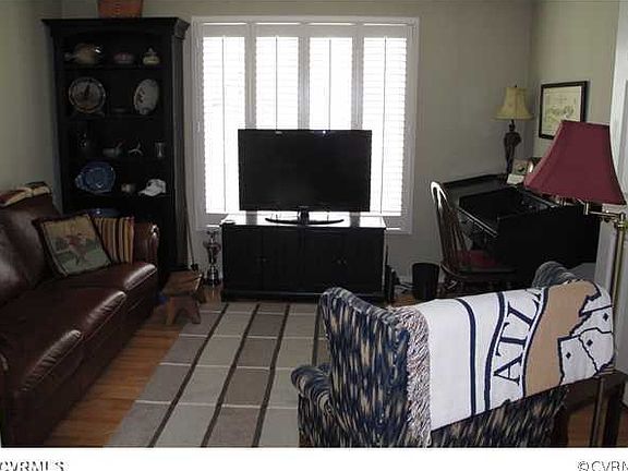 5th image of 8128 Greystone East Cir #8128