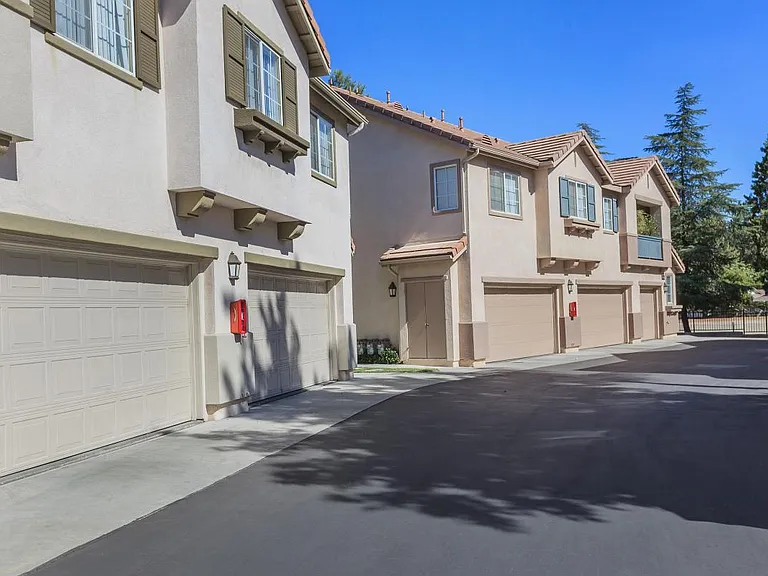 StoneCreek Apartment Homes — Photo 21