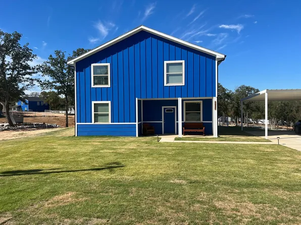 1055 Deer Ln, Azle, TX 76020