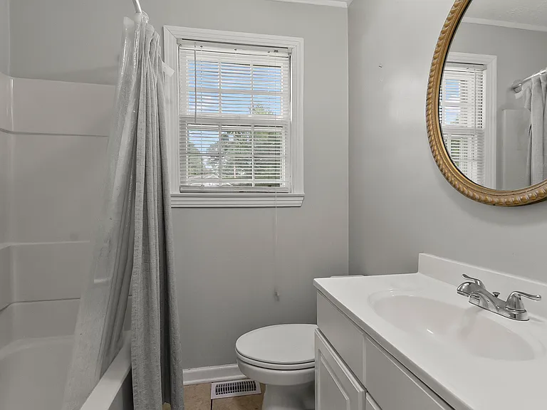 65 Circlewood — Photo 13
