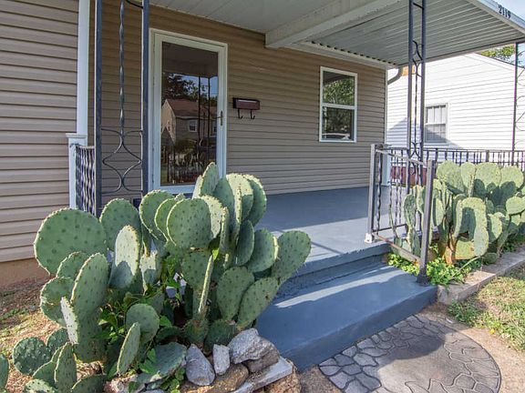 3rd image of 2119 Belvoir Ave