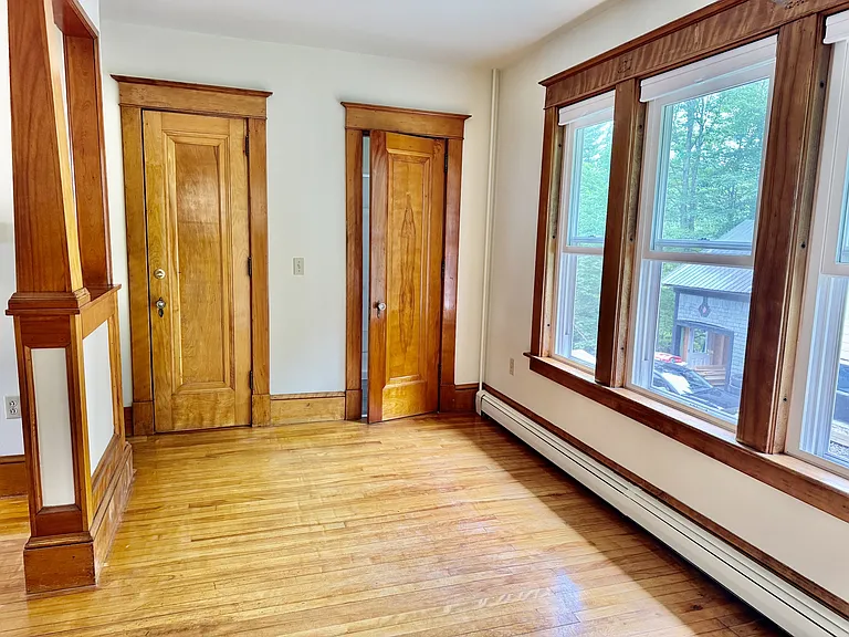 131 Orange St — Photo 12