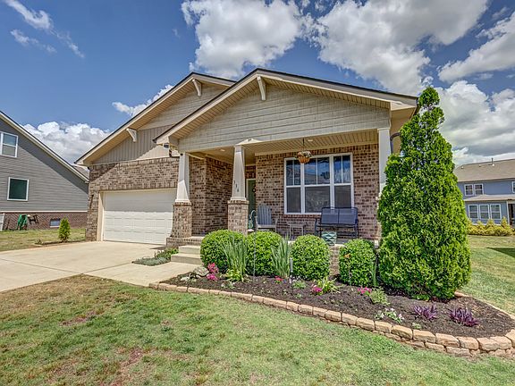 3rd image of 336 Disley Way