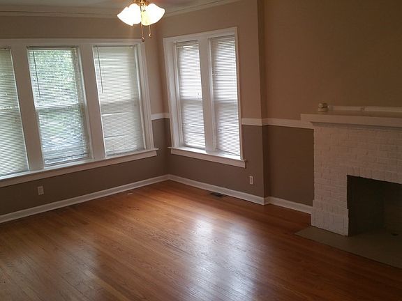 2nd image of 7816 S Cregier Ave
