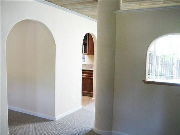 4th image of 4803 Minnesota Ave