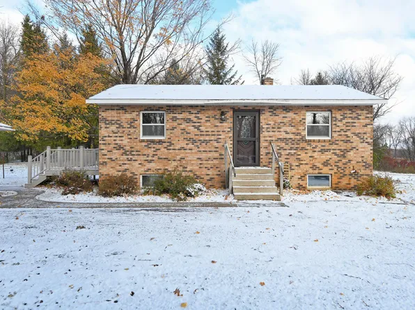 15519 Snake Trl, Waseca, MN 56093