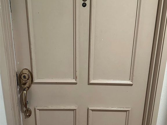 3rd image of 10960 Ashton Ave APT 303