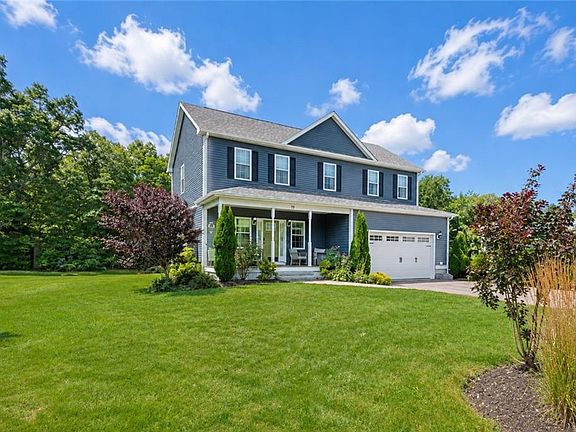 3rd image of 19 Plantation Dr