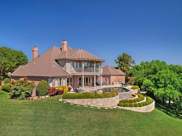 6601 Oak Hill Ct, Fort Worth, TX 76132