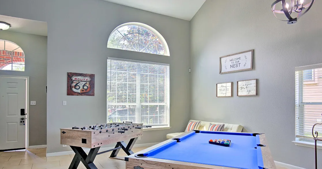 4 bed, 2075 sqft, $3,500 — Photo 2