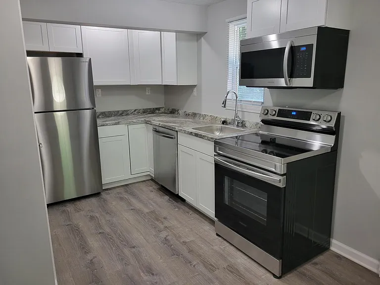 2511 Meloy Rd — Photo 3