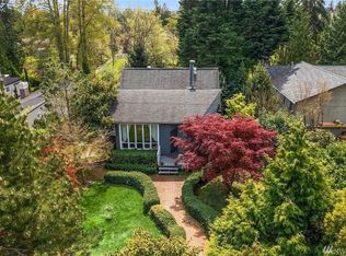 7657 NE 14th St, Medina, WA 98039