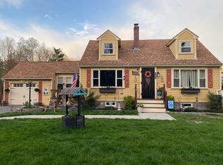 664 Cooper Hill Rd, Burrillville, RI 02839