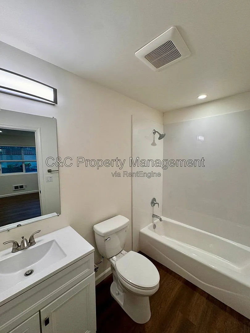 1 bed, 1.0 bath, $1,695 — Photo 3