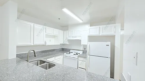 519 S Manhattan Pl #206 Photo 1 519 S Manhattan Pl #206 Photo 1