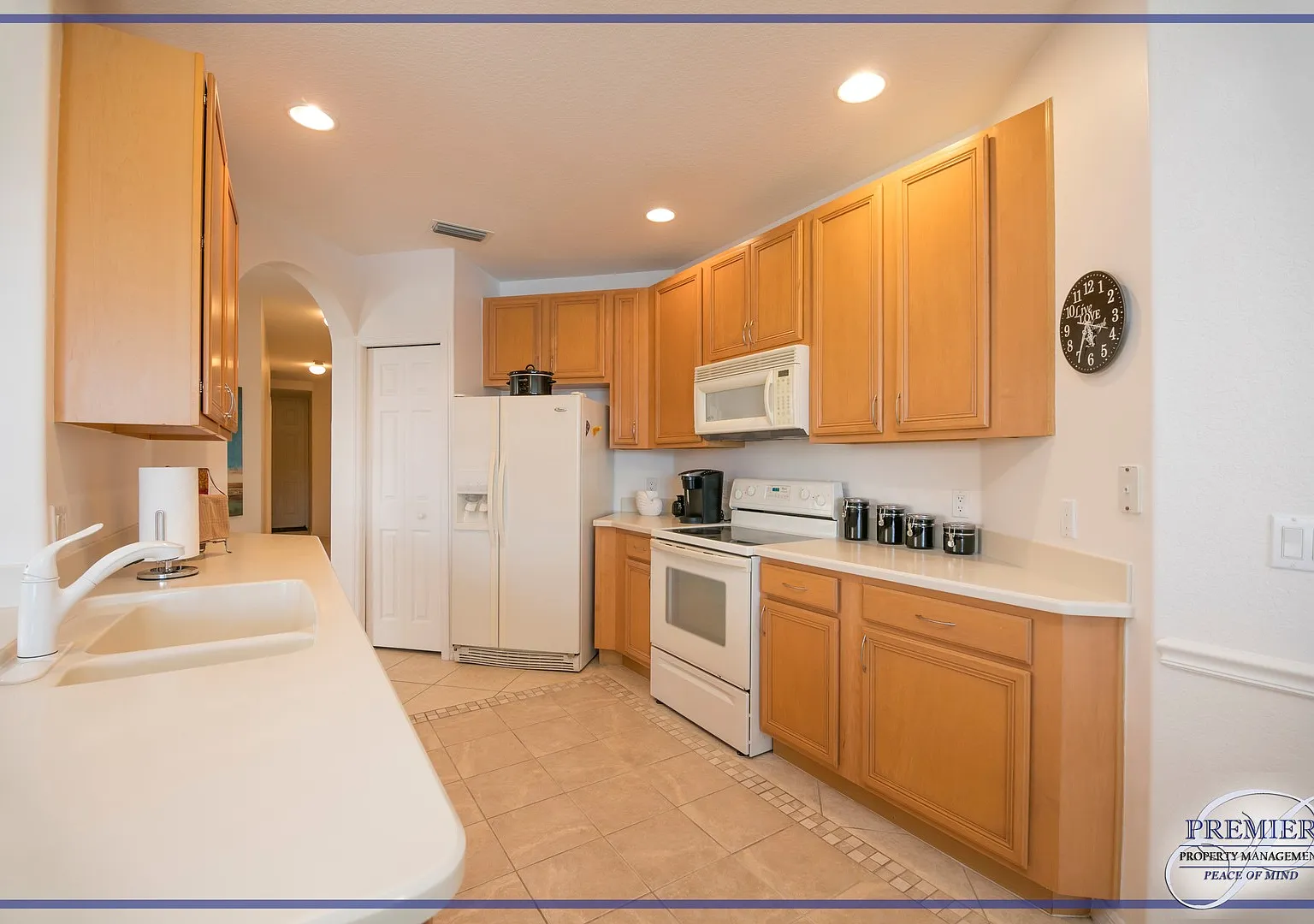 Glen Eagle - 3 Beds / 2 Baths - Lake View - Golf Course And More! — Photo 3