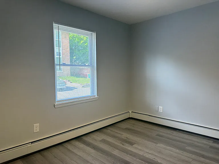 314 Oak St #5 — Photo 9