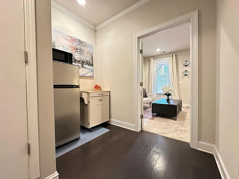 714 Avondale Hills Dr — Photo 11