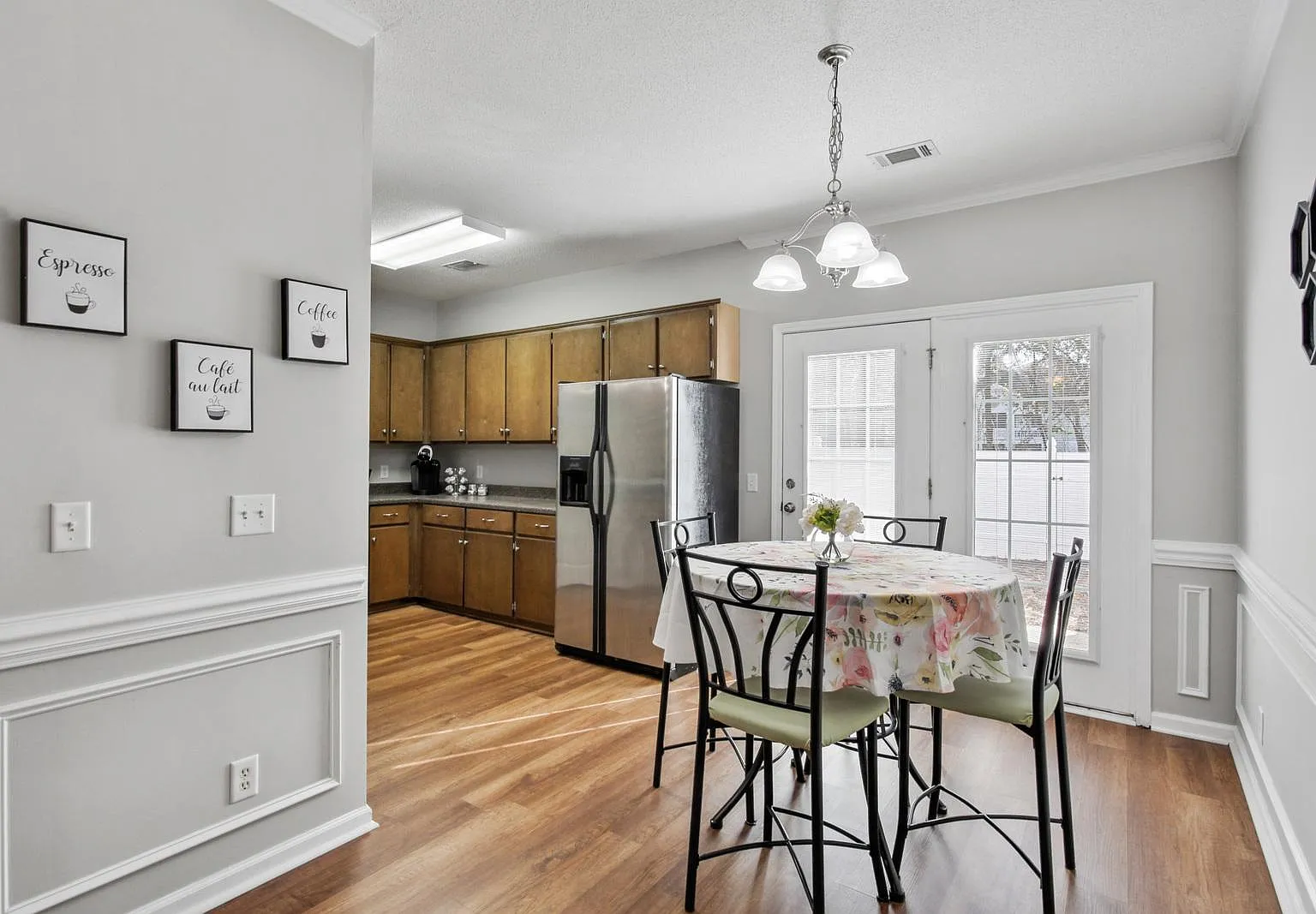 2 bed, 2.5 bath, 1564 sqft, $1,700 — Photo 4