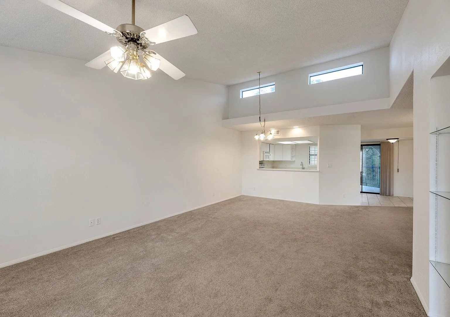 Charming 2 Bedroom, 2 Bathroom in Fountain Hills, AZ — Photo 1