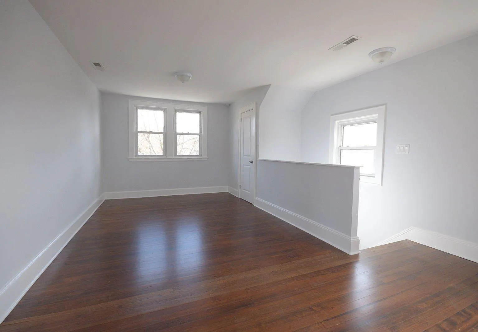 2 bed, 950 sqft, $2,950 — Photo 4
