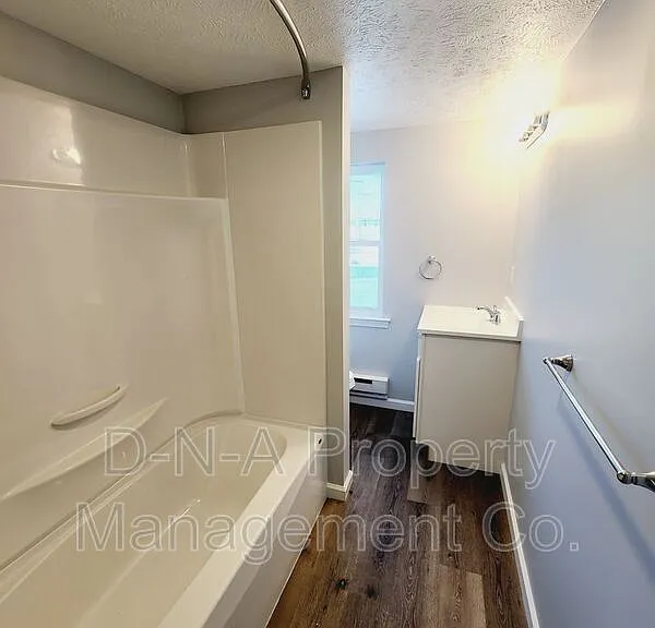 191 Summit Ave #202 — Photo 12