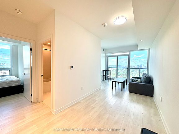 4th image of 117 Broadway Ave #2709