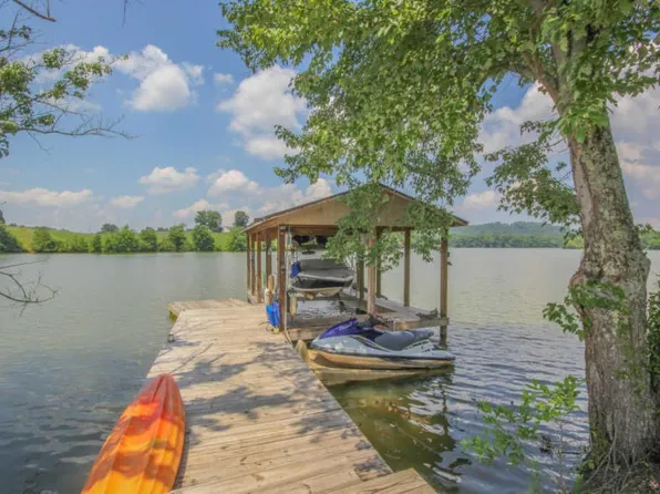 2833 Louisville Rd, Louisville, TN 37777