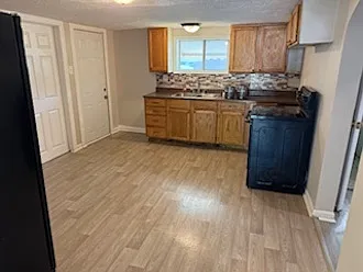 3 bed, 1200 sqft, $1,350 — Photo 4