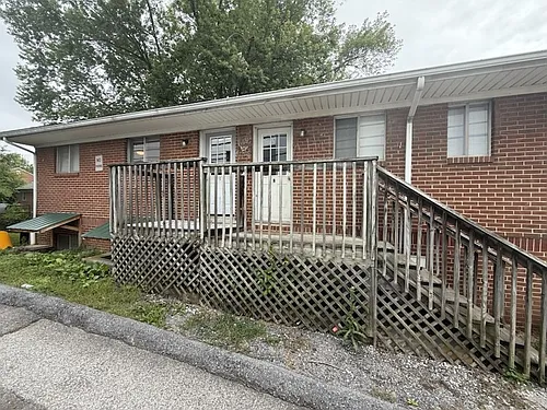 105 Wilson Ave #105C Photo 1