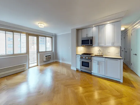 70 W 93rd St, New York, NY