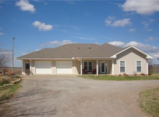 249038 E 985th Rd, Hydro, OK 73048