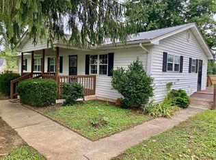 710 Chapel View Cir, Pigeon Forge, TN 37863