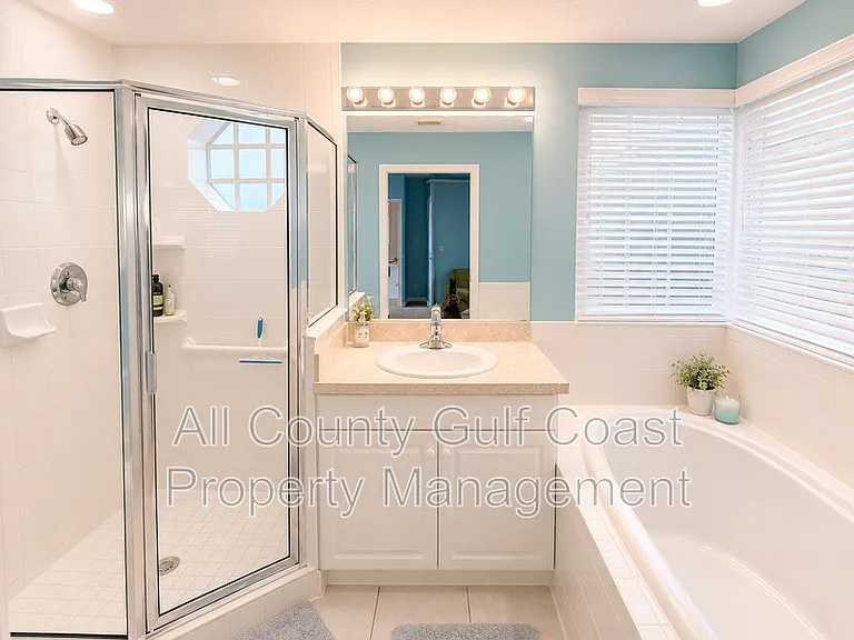 1704 Gondola Park Dr — Photo 8