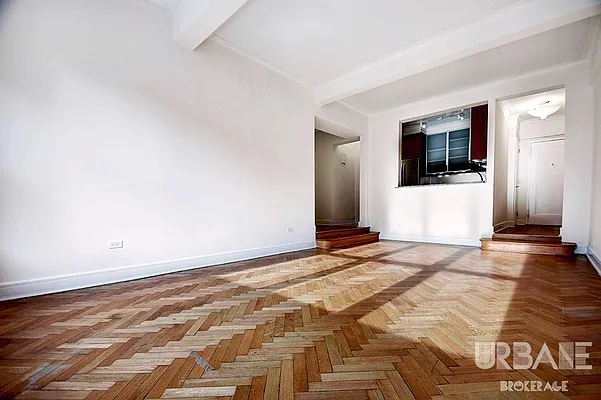 Rented by Urbane Brokerage | media 18