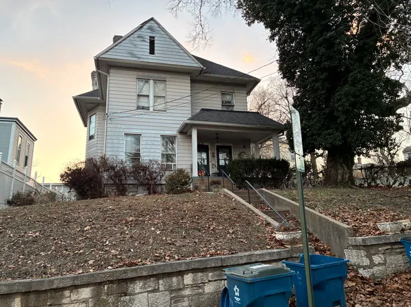 712 State St #A, Alton, IL 62002