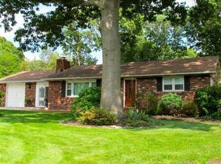210 Sickle Ln, Deptford, NJ 08096