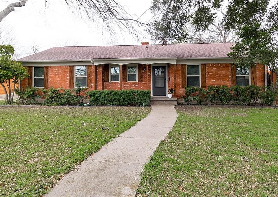 1st image of 3226 Newcastle Dr